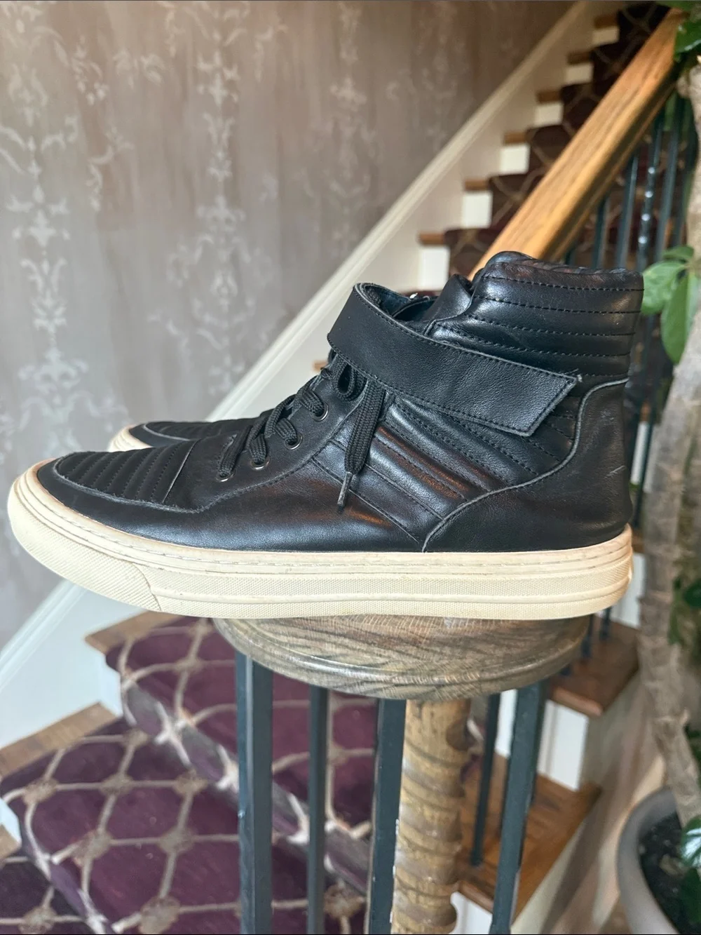 VINTAGE FOUNDRY COMPANY men’s leather high top size 11 very good condition